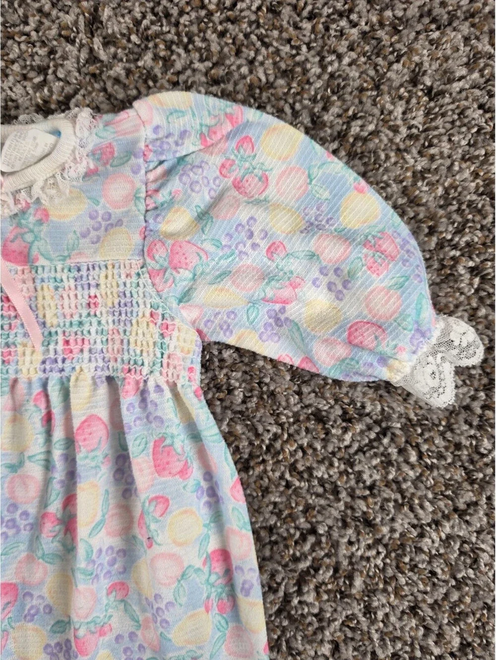 Vtg 1990s Carters Baby Girls Sz 3-6M Pastel Smocked Bubble Romper Fruit Print
